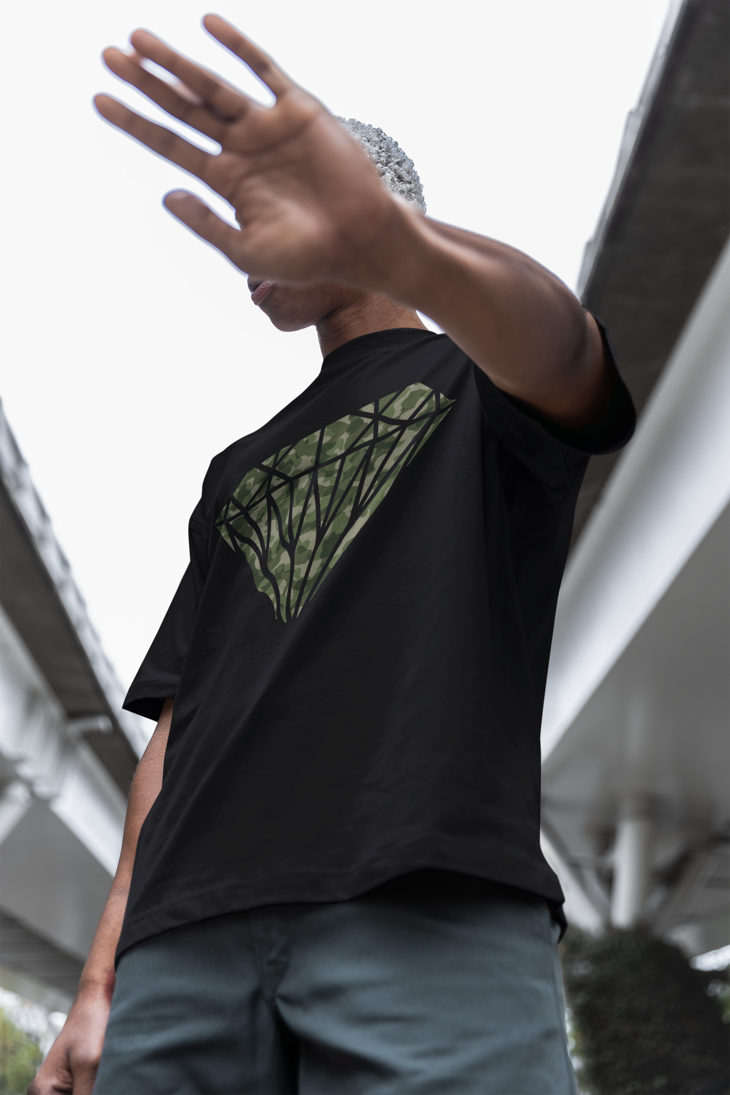 (PRE-ORDER) Urban ops T-shirt